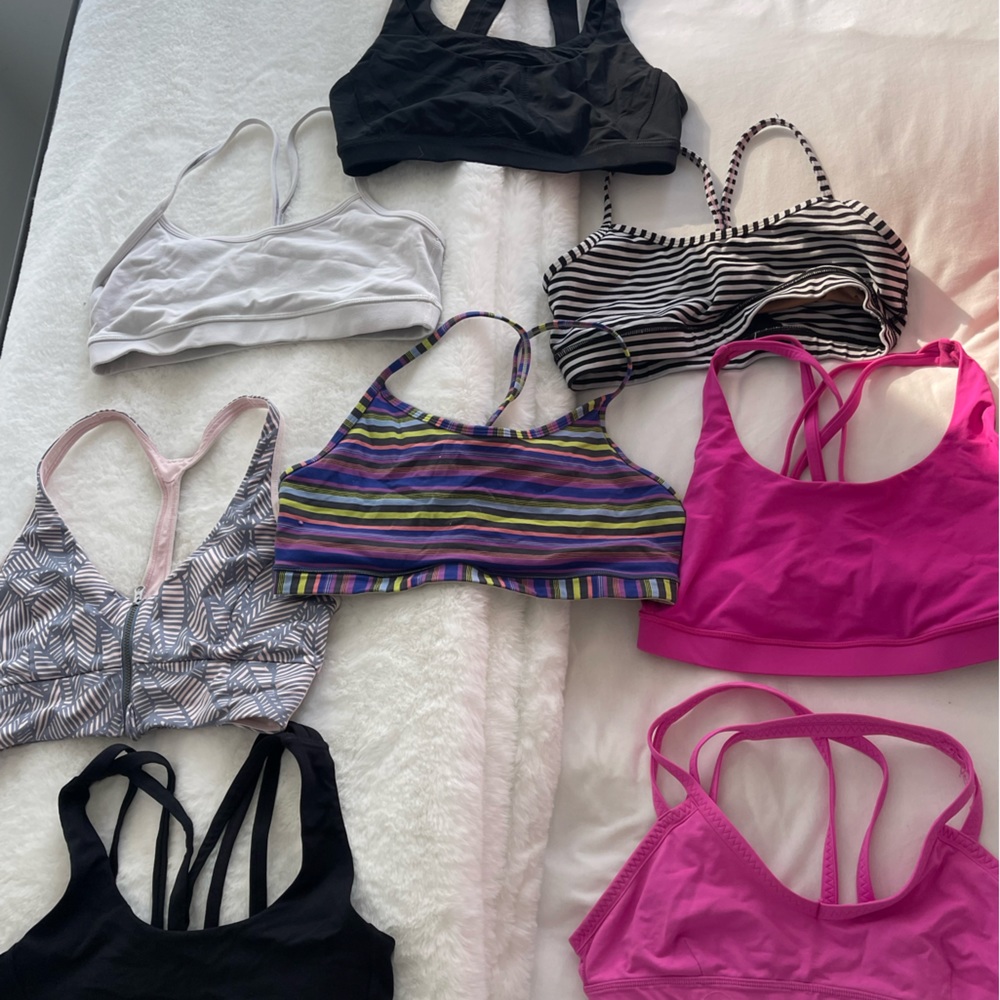 Lululemon sports bra